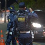 Prefeitura entrega 370 aparelhos auditivos