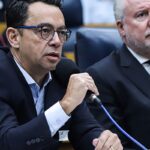 Senado adia votação de projeto que protege criança em ambiente digital