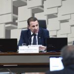 Reforma tributária com novo impacto no IVA é lida na CCJ do Senado