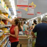 Inflação dos alimentos desacelera para 0,61%, diz pesquisa do IBGE
