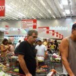 Atividade econômica brasileira cresce 0,4% em fevereiro