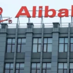 Mulher que acusou príncipe André de estupro lança livro: “Arrogante”