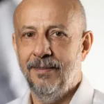 Quem lembra dos televisores Sharp? Agora a marca aposta em minivan elétrica