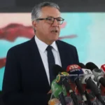 Regra ABCDE ajuda a identificar sinais de câncer de pele, alerta médico