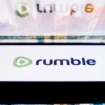 ‘Ajuda a criar meus filhos’, diz Claudia Abreu ao convidar babá para vinheta da Globo