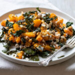 Mãe morre com sinais de envenenamento e filho fica em estado grave na Bahia