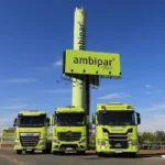 Dólar fecha em R$ 5,27, menor valor desde junho de 2024, e Bolsa bate 12º recorde seguido