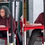 Influencer viraliza ao tatuar sardas no rosto e rebate críticas na web