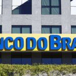 Ônibus despenca de desfiladeiro no Peru, e ao menos 37 morrem