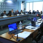 Quem foi a celebridade mais malvestida de 2025?