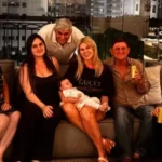 Mbappé marca duas vezes, atinge 400 gols e faz história pela França