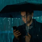 Aos 40 anos, Wayne Rooney recria gol mais famoso da carreira; vídeo