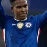 Zé Felipe e Ana Castela posam juntos nas redes e fãs vibram com clima romântico