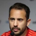 Meghan Markle e Harry brilham e atraem todos os olhares em gala em NY