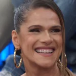 Imagem forte! Jogador sofre fratura impactante durante partida; vídeo