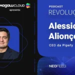 Após briga nas redes, Nikolas Ferreira aparece em foto com Whindersson