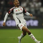 Scarlett Johansson pode viver vilã no live-action de ‘Enrolados’, diz revista