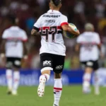 Diane Keaton: site divulga detalhes da ligação feita ao 911 nos EUA