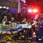 Fabio Porchat transforma Bíblia em stand-up no especial de Natal do Porta dos Fundos