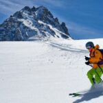 Clinton minimiza ficheiros Epstein e acusa Trump de desviar atenções