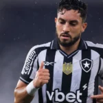 Príncipe Harry faz piada sobre Donald Trump. “Elegeram um rei”