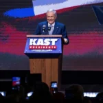 Alvo do Fla, zagueiro sente lesão ao converter pênalti em final argentina