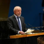 Fogos disparam contra o público e ferem moradores em evento de Natal