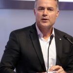 Motta alega questão de segurança para expulsar jornalistas de plenário