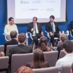 Trump mobiliza poderio inédito contra Maduro