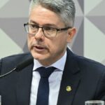 Influenciador dos EUA é investigado após lançar gambás em vídeos virais