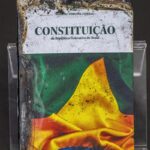 Passageiros aguardam solução de empresas no aeroporto de Congonhas