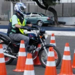 Comissão da Câmara aprova perda de mandato de Carla Zambelli