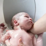 Musk diz que robôs humanoides da Tesla serão lançados em 2027