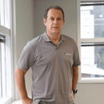 PRF apreende ampolas para caneta emagrecedora e cabelo com paraguaias no PR