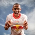 Mbappé marca, e Real vence primeira com Arbeloa sob vaias para Vini