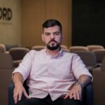 Babu Santana atende Big Fone e terá de indicar em consenso alguém ao Paredão