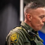 Adriano Imperador diz que mãe perdeu R$ 15 mil em golpe e dá ultimato a criminoso