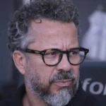 Flávio embarca para Israel em busca de alianças internacionais