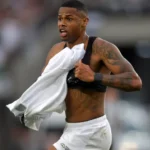 Bolsa tem nova disparada e bate 177 mil pontos em meio a bom humor externo; dólar cai