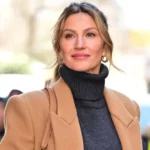 Dólar começa 2026 com forte queda