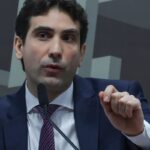 MEC fará pesquisa sobre impacto da restrição de celular nas escolas