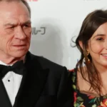 Trump divulga foto de Maduro vendado após captura