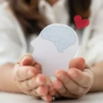 BYD Dolphin 2026 ganha motor de 136 cv após avanço do Geely EX2