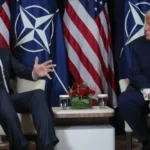 Príncipe Harry se emociona ao relatar perseguição da imprensa contra Meghan Markle