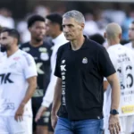 Ex-astro mirim de ‘Os Batutinhas’ escolhe vida simples em voto de pobreza