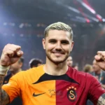 Criança de cinco anos detida pelo ICE e pai regressam a Minneapolis