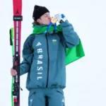 ‘Alma despedaçada’: mulher de secretário que matou os filhos deixa carta