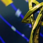 Modelo de 21 anos, filha de ex-jogador, é encontrada morta em casa