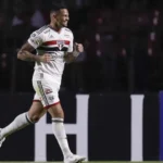 Camarote Rio Praia cancela show de Belo após reclamações por lotação