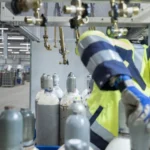 Presidente do PT diz que Flávio Bolsonaro é ‘essência do pensamento fascista’ e alerta sigla